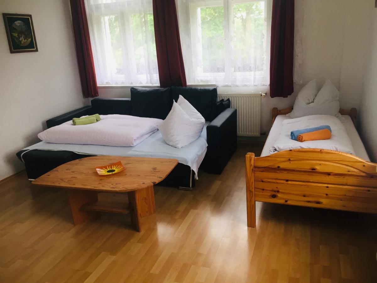 Apartmany Natalie Františkovy Lázně Εξωτερικό φωτογραφία